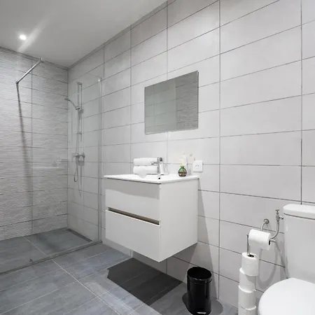 Viel - T2 Renove & Cosy Антіб